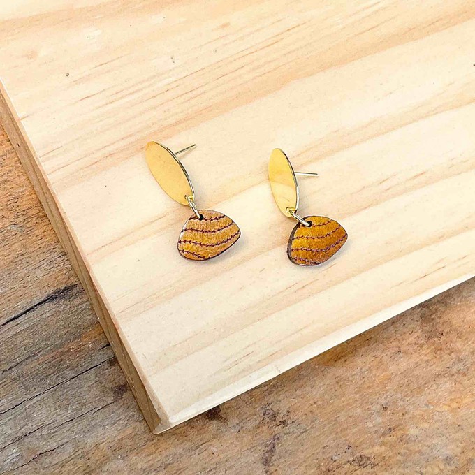 Blarak Sahirit Recycled Wood Earrings from Paguro Upcycle