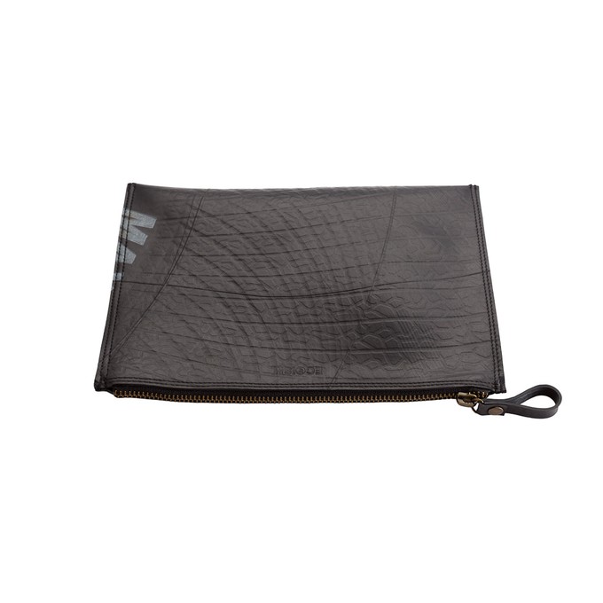 Lewis Essential Medium Flat Vegan Pouch - Eco Travel Pouch from Paguro Upcycle