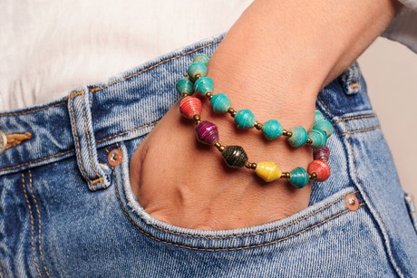 Paper bead bracelet "Africa 1 Row" from PEARLS OF AFRICA