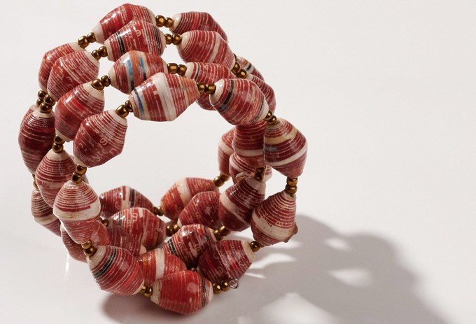 Creole bracelet with paper beads "Viva Bangle" from PEARLS OF AFRICA