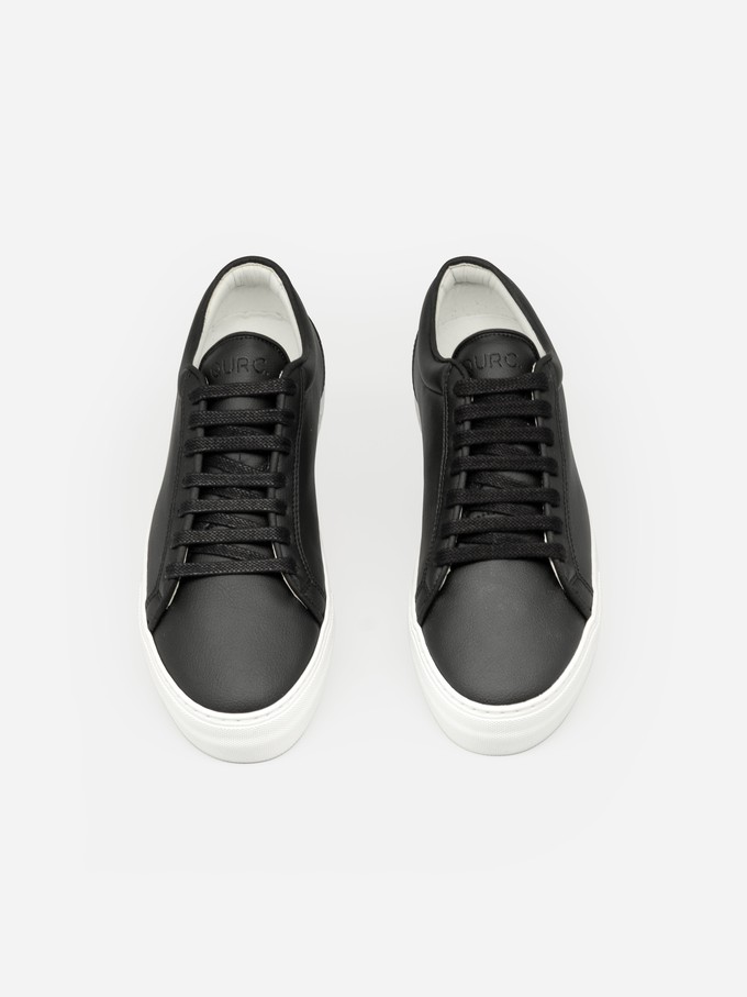 Grape Essential - Classic Black from QURC. amsterdam