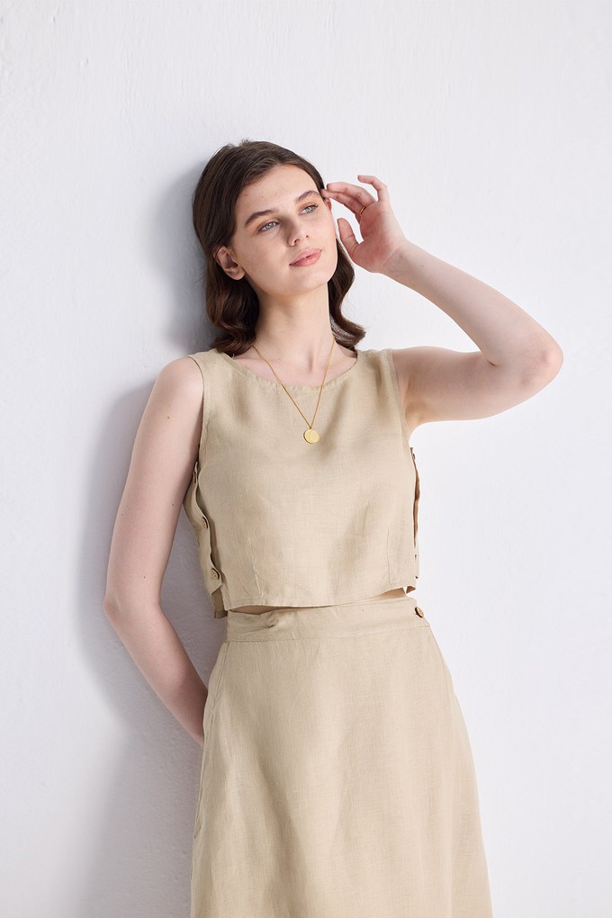 Boxy Crop Top in Neutral Beige from Reistor