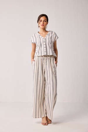 Wide-leg Drawstring Pants in Stripes from Reistor