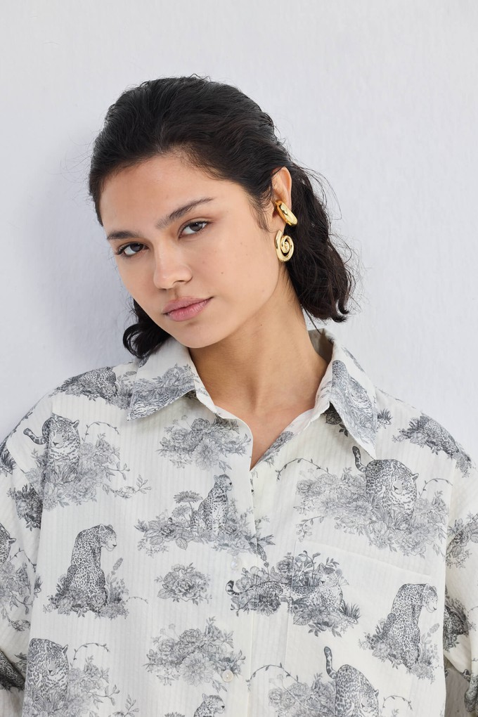 Oversized High-Low Shirt in Animal print from Reistor