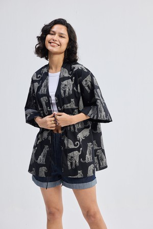 Oversized Shirt with Front-ties in Animal Print from Reistor