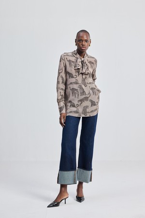 Relaxed-Fit Top with Front-tie in Animal Print from Reistor
