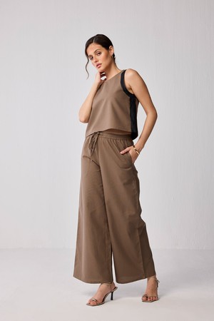 Wide-leg Drawstring Pants in Brown from Reistor