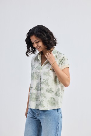 Relaxed-fit Button-down Shirt in Animal print from Reistor