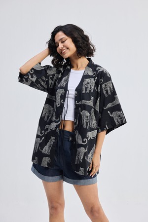 Oversized Shirt with Front-ties in Animal Print from Reistor