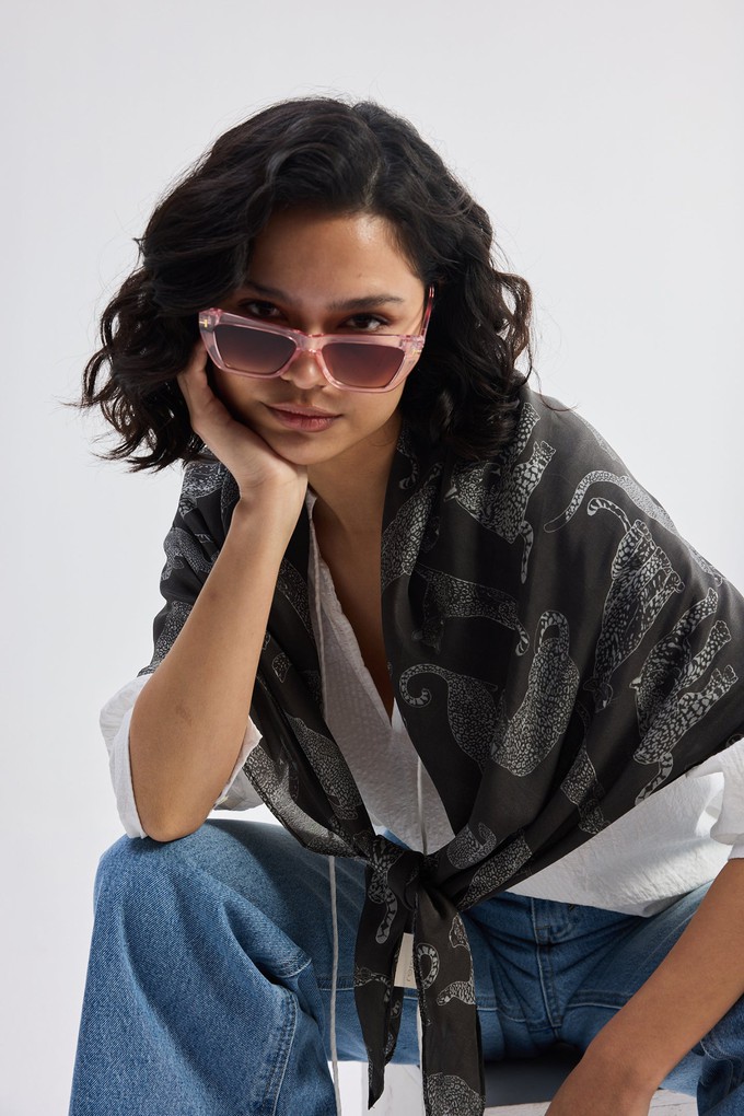 The Mara Scarf in Black from Reistor