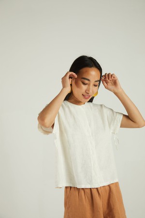The Daydreams Shirt in Shell-Off-white from Reistor