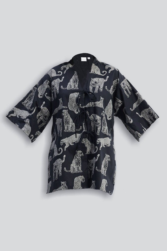 Oversized Shirt with Front-ties in Animal Print from Reistor