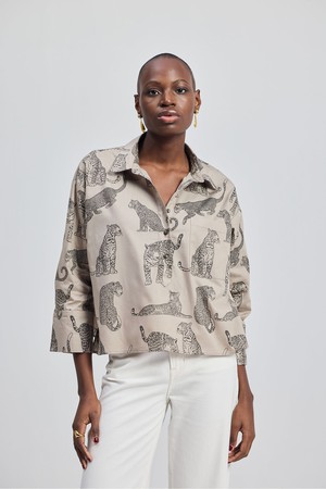 Oversized Cropped Button-down Shirt In Animal Print from Reistor