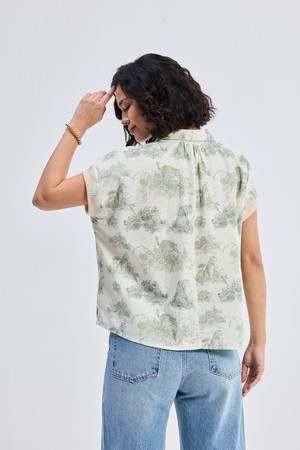 Relaxed-fit Button-down Shirt in Animal print from Reistor