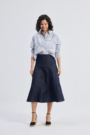 Oversized Boxy-fit Shirt in Animal Print from Reistor