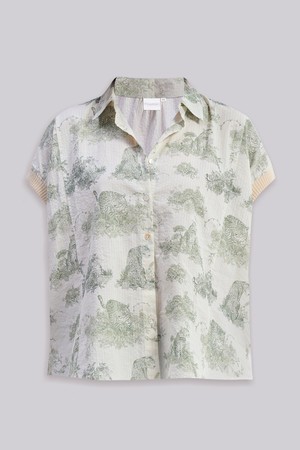 Relaxed-fit Button-down Shirt in Animal print from Reistor