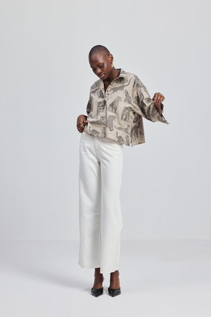 Oversized Cropped Button-down Shirt In Animal Print from Reistor