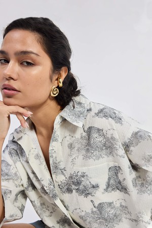 Oversized High-Low Shirt in Animal print from Reistor