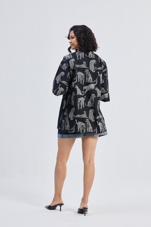 Oversized Shirt with Front-ties in Animal Print from Reistor