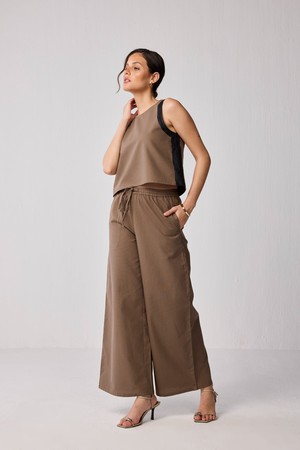 Wide-leg Drawstring Pants in Brown from Reistor