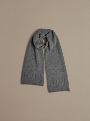 Guernsey Scarf | Soft Grey from ROVE