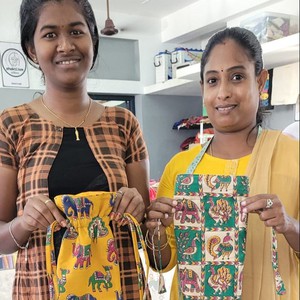 Eco Friendly Bottle Bags, Reusable Kalamkari Cotton Bottle Gift Bags, Ethically Handmade in India from Shakti.ism