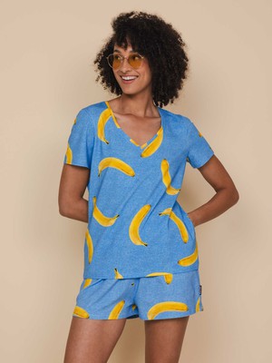 Banana Blue V-Neck T-shirt and Shorts set Women from SNURK