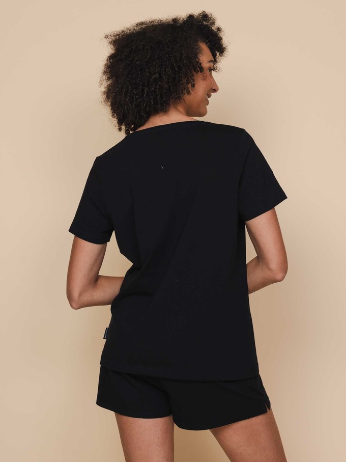 Black T-shirt v-neck Women from SNURK