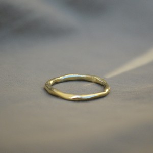 Organic ring slim - Gold 14k from Solitude the Label
