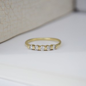 Five diamond ring - Gold 14k & Diamonds from Solitude the Label
