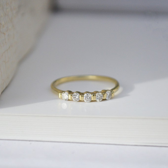 Five diamond ring - Gold 14k & Diamonds from Solitude the Label