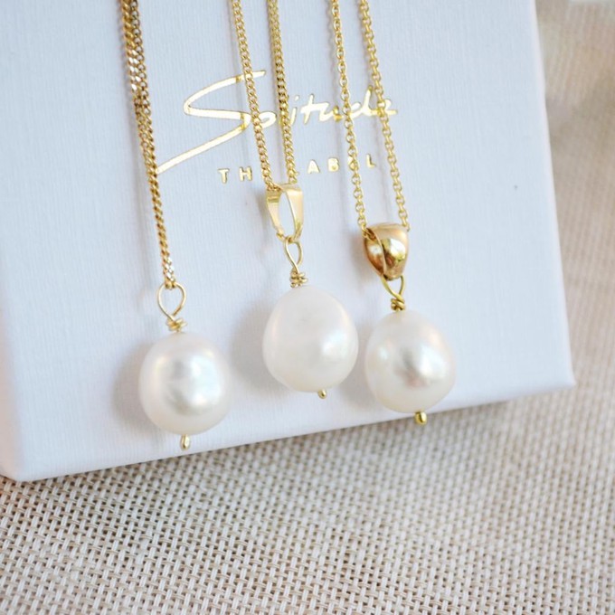 Pearl Necklace - Gold 14k from Solitude the Label