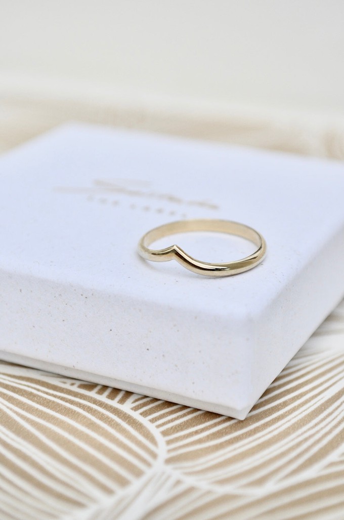 Wishbone Ring - Gold 14k from Solitude the Label