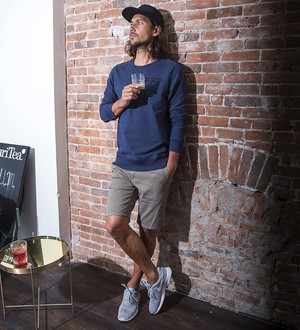 Sweatshirt - organic cotton - BASIC - light green or navy from The Driftwood Tales