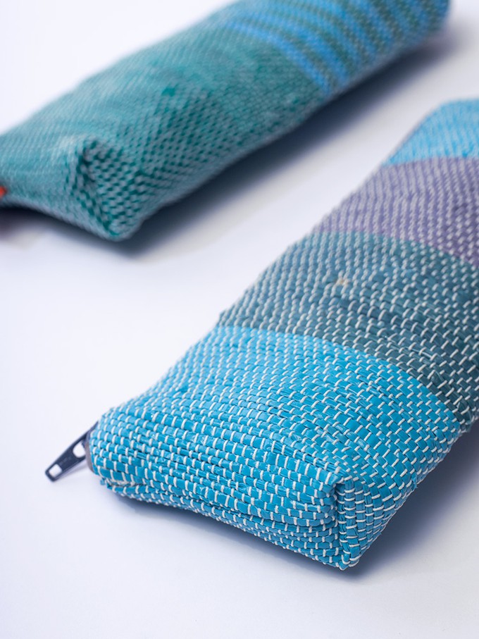 Cucumber Pouch – Technicolour from Théla