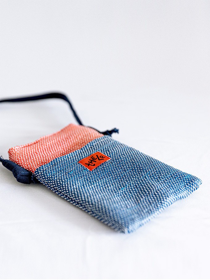 Phone Bag – Berry from Théla