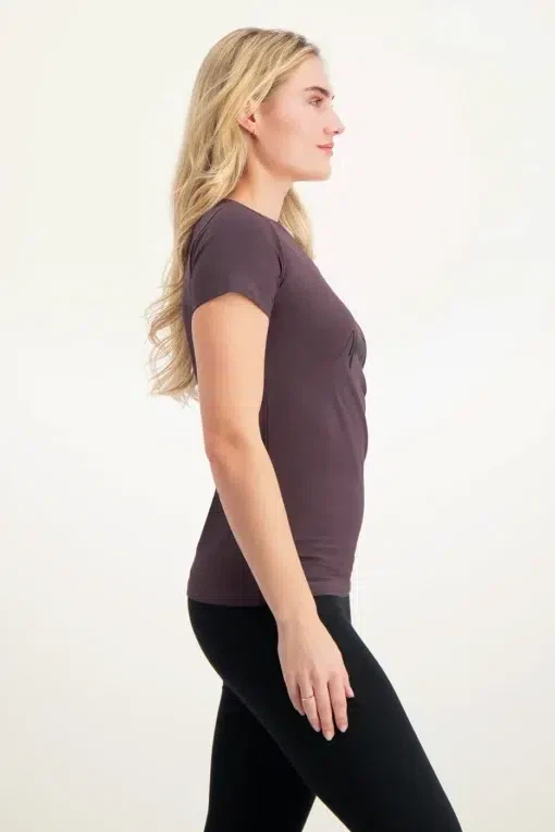 Namaste Core Yoga Tee – Berry from Urban Goddess