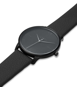Black & Black with Black Watch | Aalto from Votch