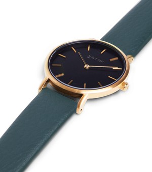 Gold & Juniper with Black Watch | Petite from Votch
