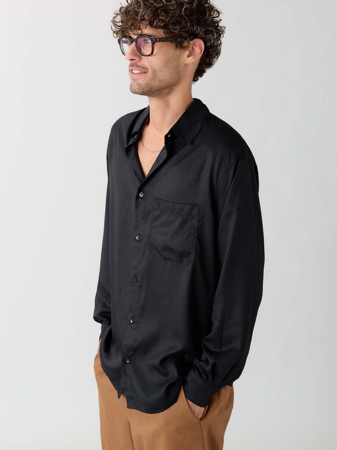 Hans Shirt Black from Yahmo