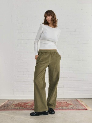 Marta Pants Olive from Yahmo